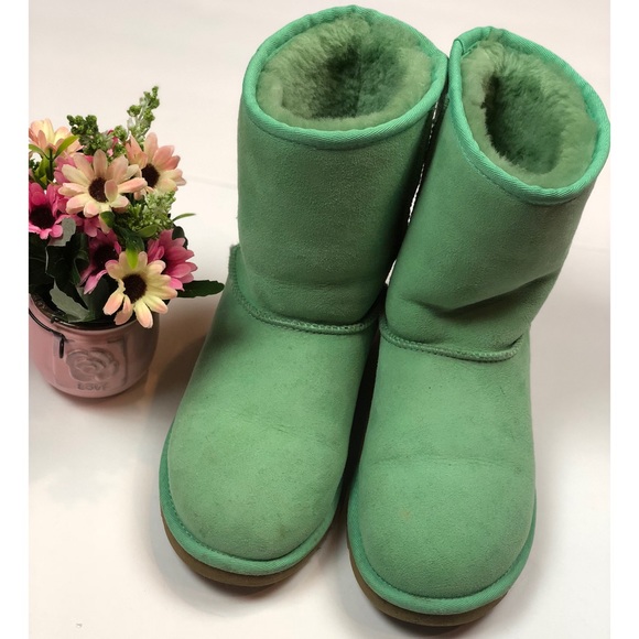 ugg sea green